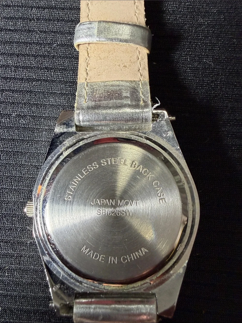 Silver Women's Analog Watch with Metallic Leather Strap